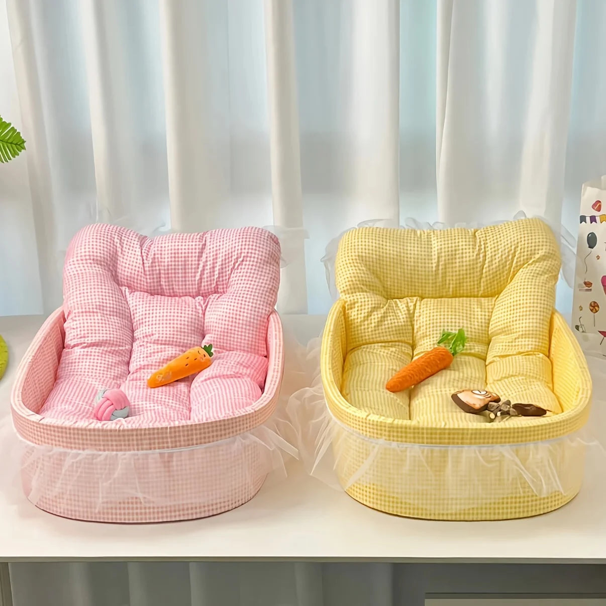 Cute Lace Trimmed Pet Princess Bed For Dogs And Cats