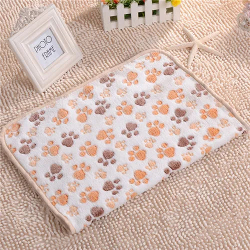 Cute Warm Pet Bed Mat Cover Towel Handcrafted Fleece Blanket for Dogs